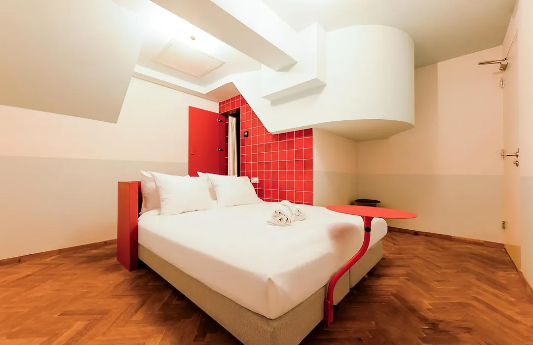 Hotel Not Hotel Rotterdam-1